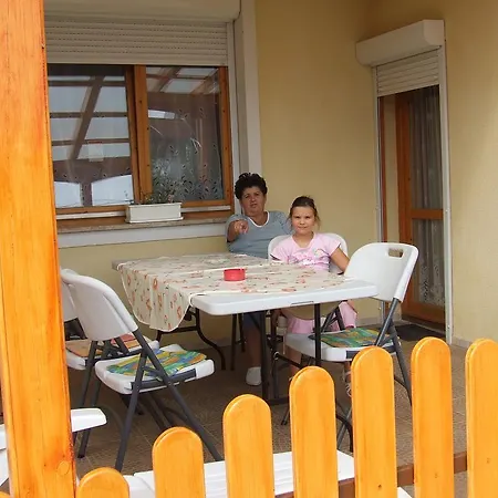 Barbara Apartmán Kehidakustány