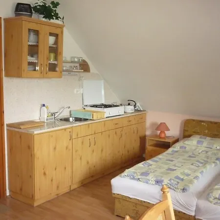 アパート Barbara Apartmanhaz *