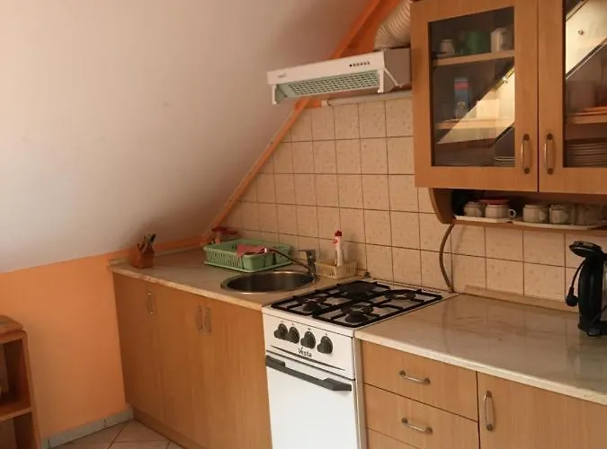 דירה Barbara Apartmanhaz Kehidakustány