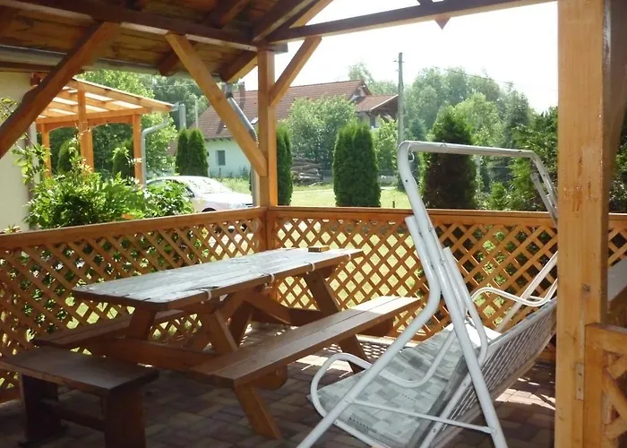 דירה Barbara Apartmanhaz Kehidakustány